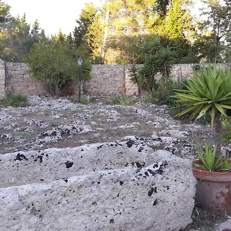 Bed & Breakfast Masseria Artemisia *