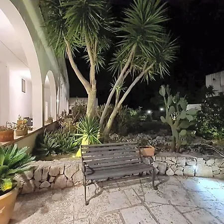Masseria Artemisia Bed and breakfast 3*